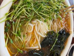 -金家小金碗云南过桥米线