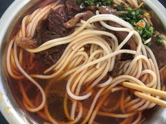 -薛记襄阳香辣牛肉面(平安路店)