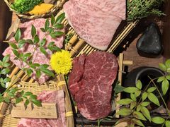 -山川小町·极番烧肉(新地假日广场店)
