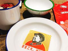 -沪小二炭火蛙锅(淮海中路美食不夜城店)