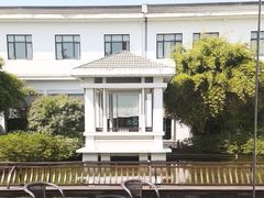 -春兰国宾馆(凤城河风景区老街店)