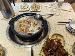 -九寨特色牦牛肉汤锅 羊肉汤锅