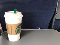 -星巴克(广州南站A18检票口楼上)