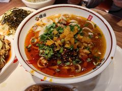 -顺溜·手工刀削面·黑金店(铜锣湾店)