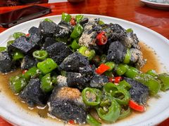 -芦茨金富饭庄·25年老字号·专做稻草鸡