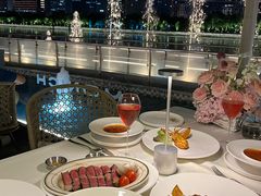 -MONICH牛排融合餐厅(和义大道购物中心店)