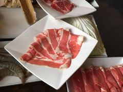 -满堂红顶极麻辣鸳鸯火锅(（淡水店）)