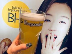 福佳白扎啤-BHC炸鸡(明洞总店)