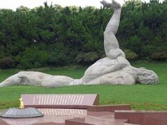 -上海市龙华烈士陵园