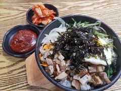 -吴草鸡爪오초닭발韩食堂(融恒盈嘉中心店)
