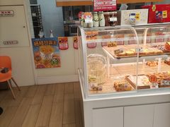 面包甜点陈列柜-味多美蛋糕(六里桥店)