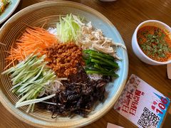 七彩凉米线-金孔雀德宏傣味餐馆(魏公村店)