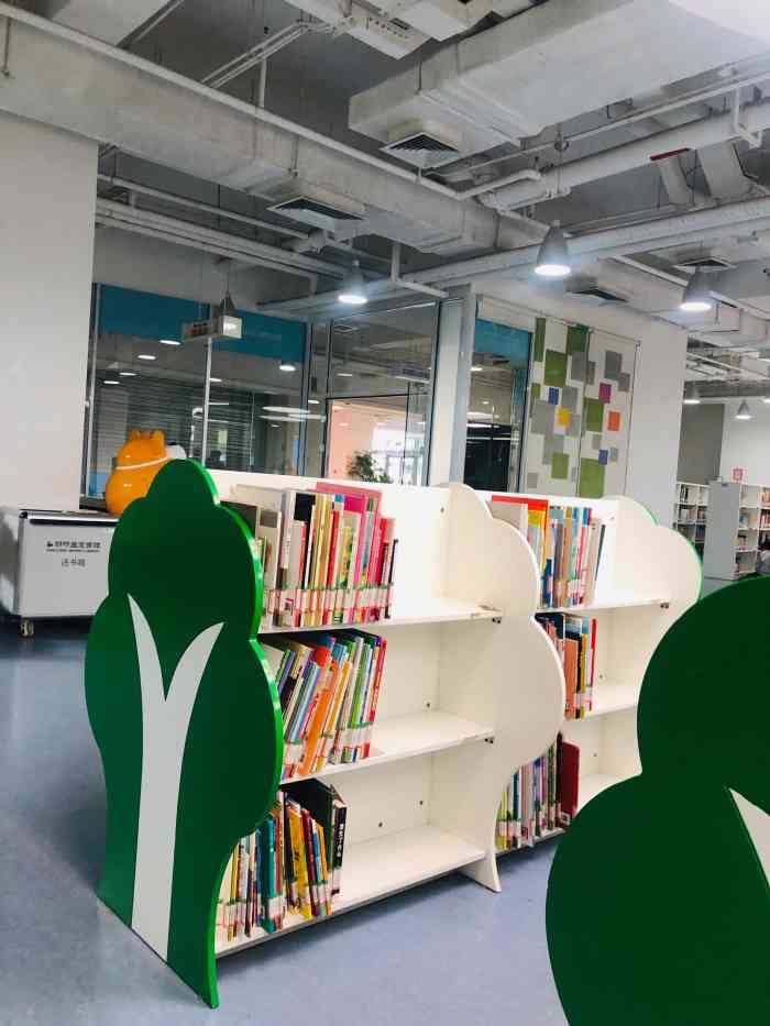 朝阳区图书馆(劲松馆)-"图书馆特别棒,可惜宝宝兴致不大,如果是小.