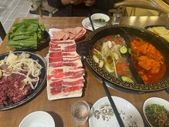 -小志家.鲜牦牛肉牛杂火锅野生菌汤锅