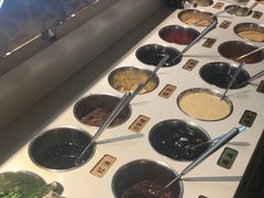 自助调料区-盡膳口福跷脚牛肉火锅(北美新天地店)