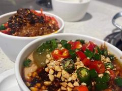 -龍歌自助小火锅(市北和达中心城店)