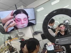 -首脑美容美发化妆美甲培训学校(龙岗校区)