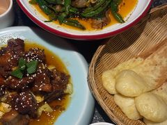 -万重锦·人文川菜馆(骡马市店)