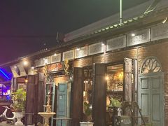 -席娜卡琳火车铁道夜市