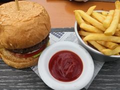 牛肉汉堡-宝莱纳餐厅(滨江店)