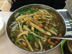酸辣笋尖米粉-卓雅桂林米粉