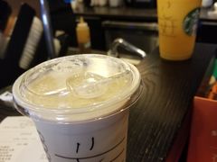 -星巴克(北新泾店)