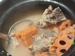 -莲餐厅·湖北菜·潜江小龙虾店(愚园路店)