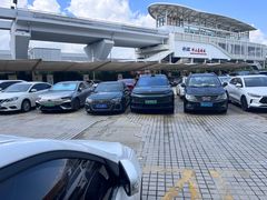 -万泊酒店(长沙五一广场国金中心店)