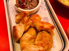 招牌虾仁馄饨-侯师傅热炒店(印象城店)