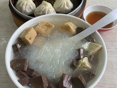 -珊珊小笼馆(仙霞路店)