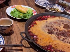 -旧街市鲜货老火锅(大光路店)