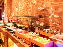 自助取餐区-厦门悦华酒店·绿庭主题自助餐厅