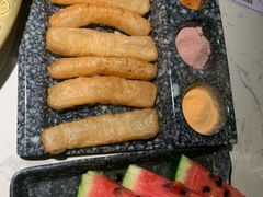 炸糖糕-哥老官重庆美蛙鱼头(宝山龙湖店)