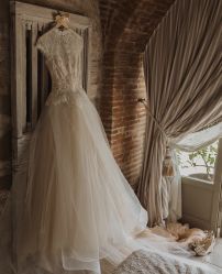 -Vera Wang婚纱礼服旗舰店