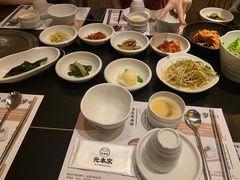 -韩屋韩国料理(天山路店)