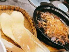 -有红鸡毛店·川菜(建设路店)