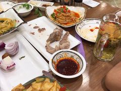-清真·玛丽亚新疆菜主题餐厅(浙江中路店)