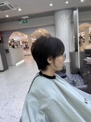 -苏豪路易士·嘉玛发廊