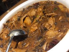 小鸡炖蘑菇-關東雪东北菜(中庚漫游城店)