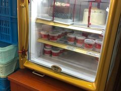 -红宝石·鲜奶小方·海派西点房(金杨店)