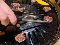 -炼火烤肉店