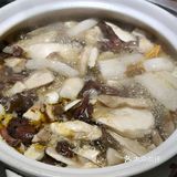 来云南一定要吃的野生菌火锅
