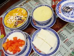 -赵记传承特色牛奶甜品(泉城广场店)