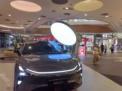 -深圳来福士广场