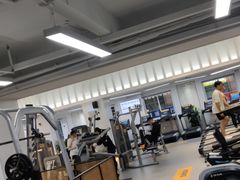 -超鹿运动(五四路恒力城店)