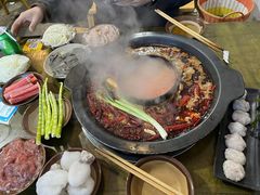 -黄潇洒老火锅(九眼桥宏济巷店)