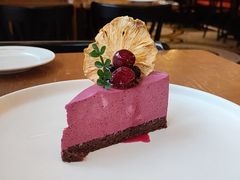 混合莓果奶油芝士蛋糕-Entrecôte 法国牛扒馆(保利·时光里店)