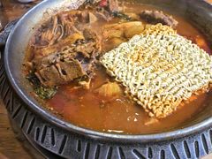 -喇喇排骨火锅·传统韩式脊骨汤(望京西园总店)