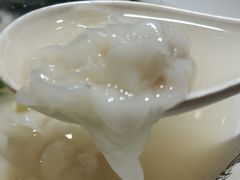 民国传统小馄饨-凤起龙游老面包子(凯德晶品店)