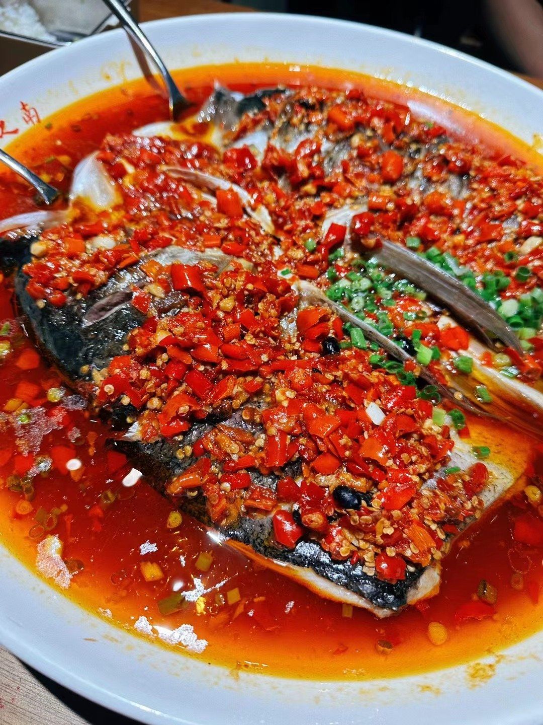 剁椒鱼头:湘味经典的极致呈
